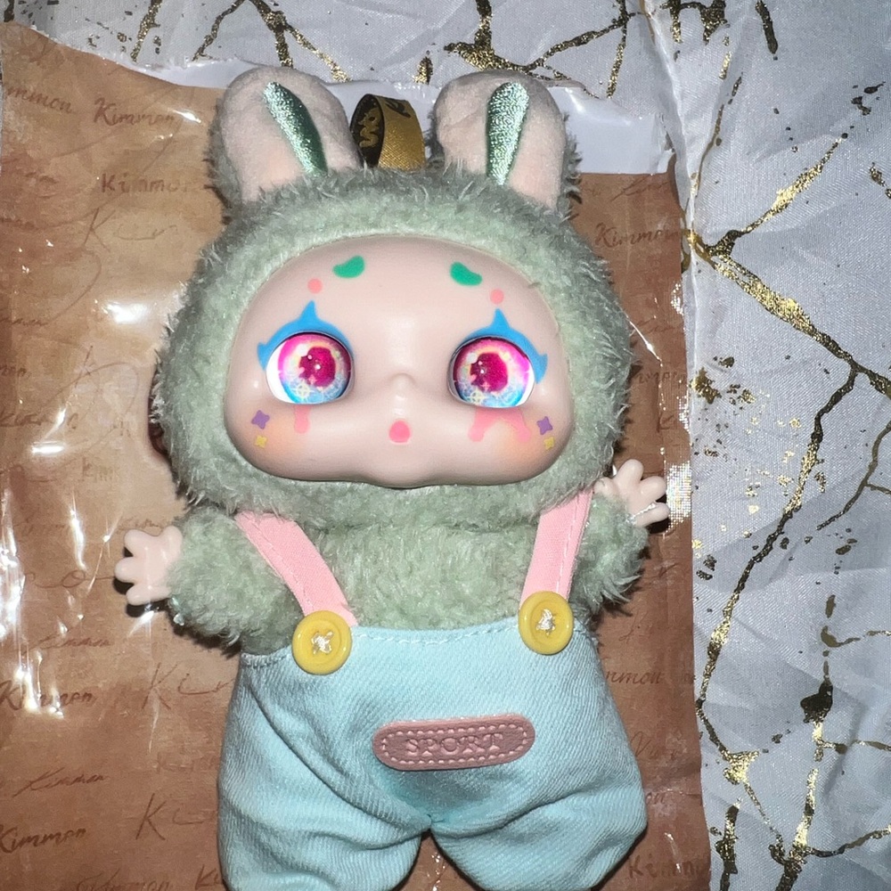 Kimmon Plush Bunny - Picture 2 of 4